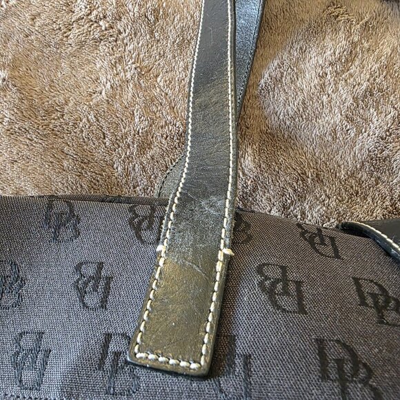 Dooney & Bourke Black Signature Jacquard Canvas Leather Trim Tote Bag w/ Pouch - Picture 9 of 16